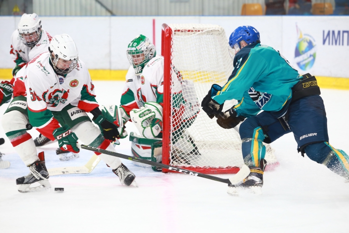 «Алтай» – «Ирбис» 2:4